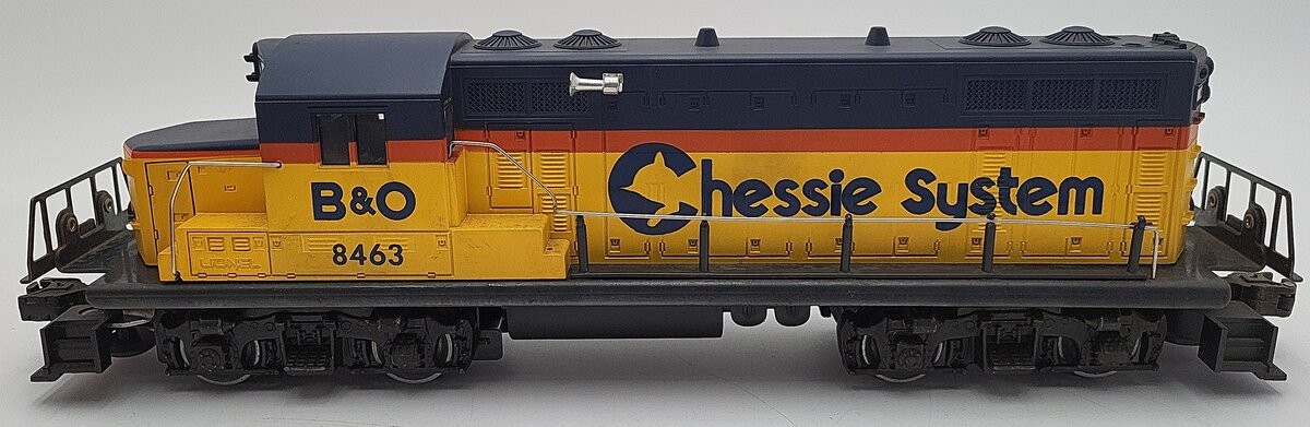 Lionel 6-8463 O Gauge Chessie System GP20 Diesel Engine/Box