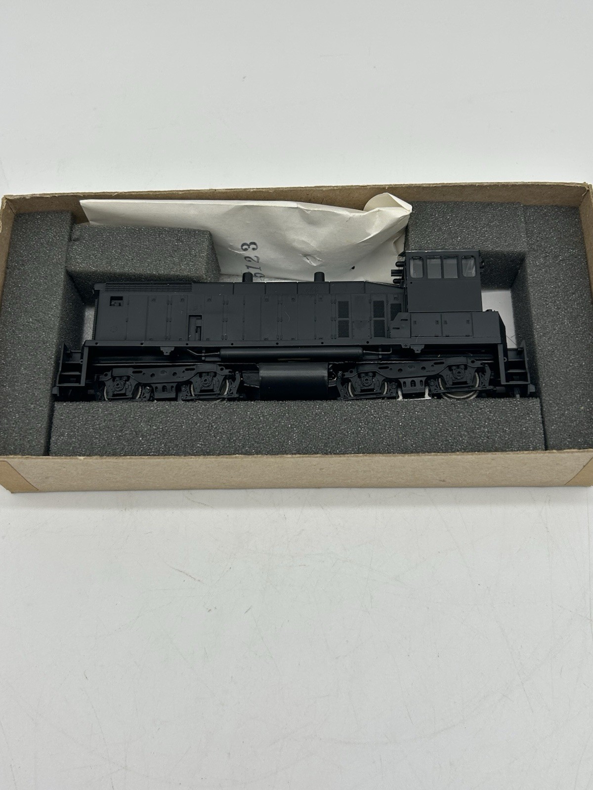 ATHEARN Ho locomotive 3901 UND. SO. PAC. New never assembled kit.
