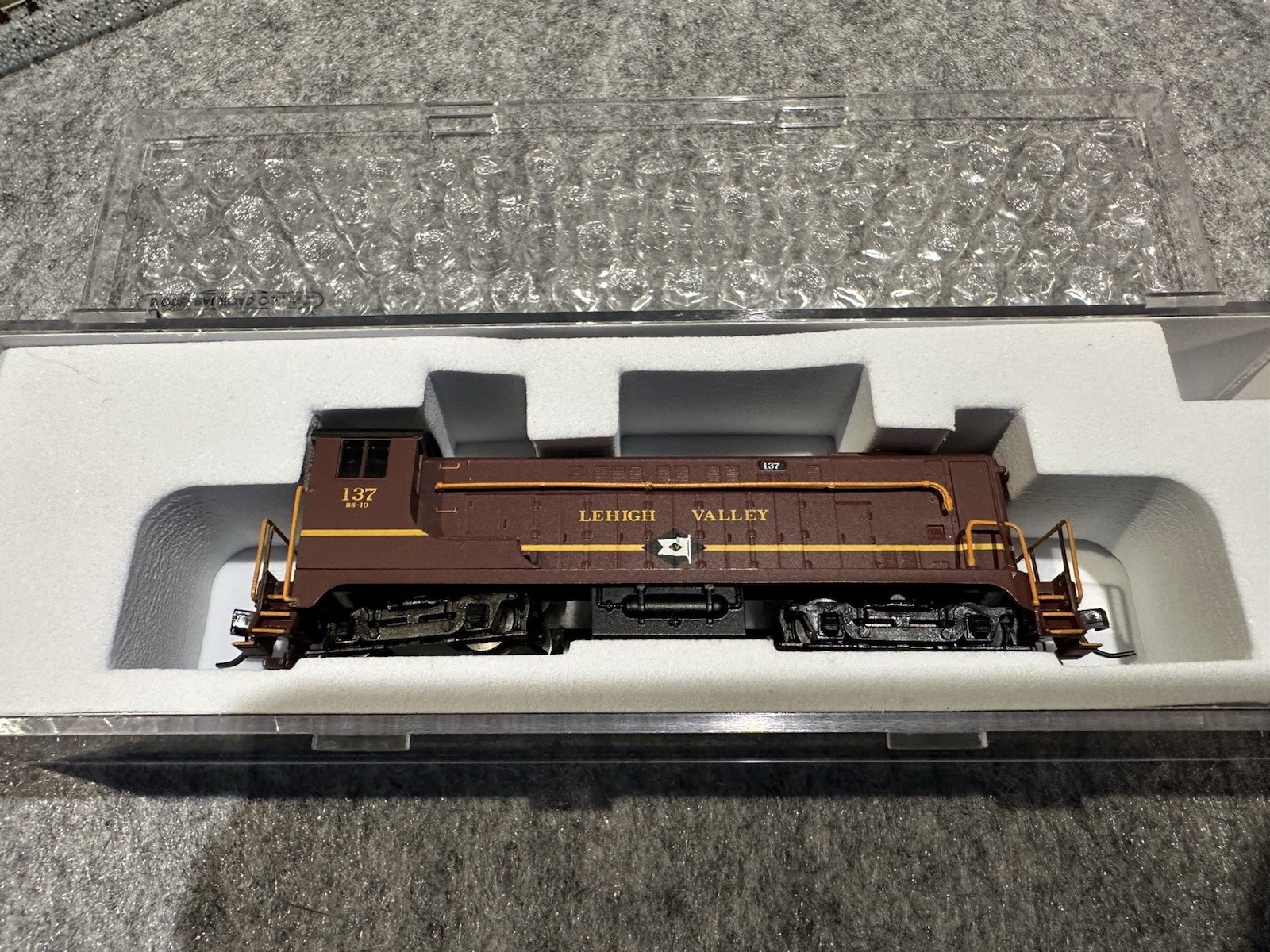Atlas N scale Baldwin VO-100 Lehigh Valley #137 DCC/Sound 40004975 *NEW*