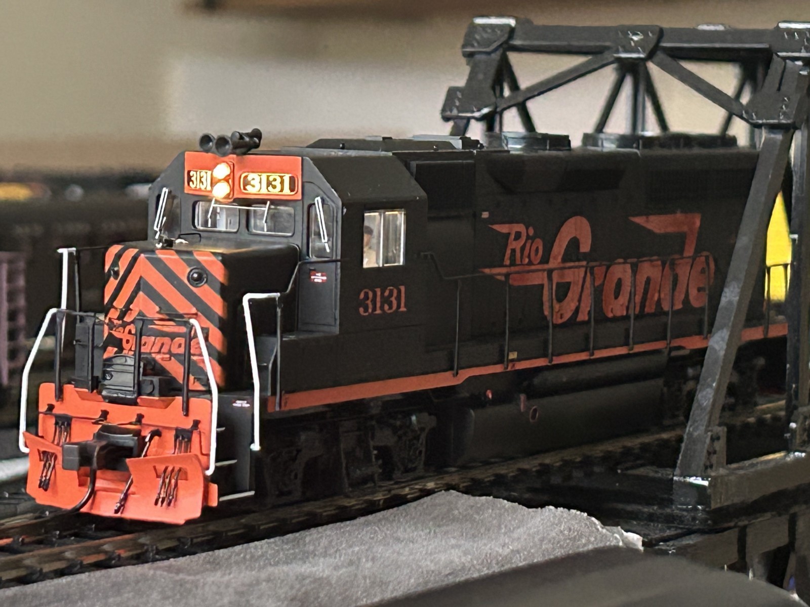 Atlas HO GP-40 locomotive, Rio Grande 3131, Low Nose, DCC Equipped, like NIB