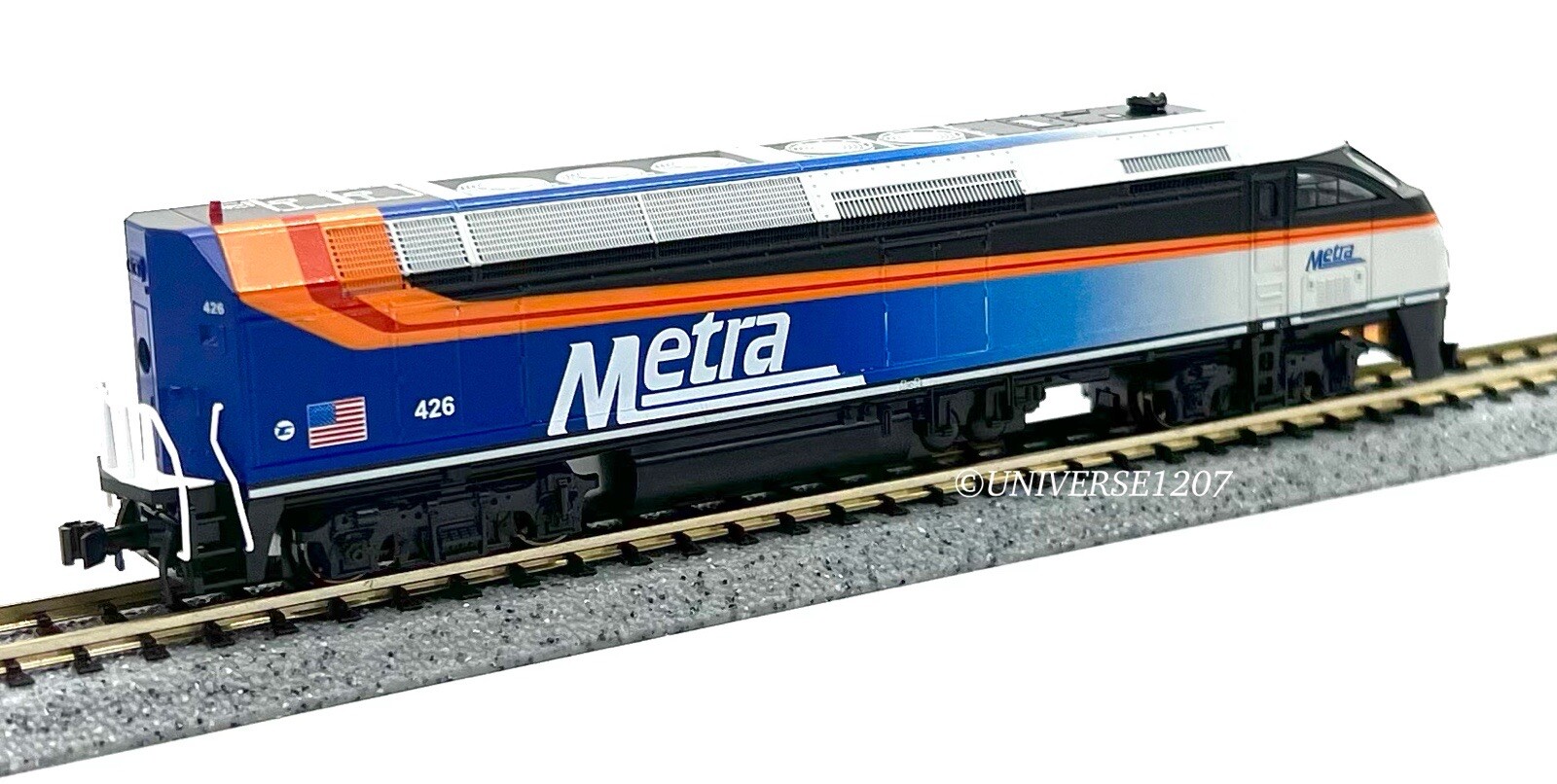 N Scale Kato 176-6122 MPI MP36PH Chicago Metra #426 Diesel Engine Locomotive NIB