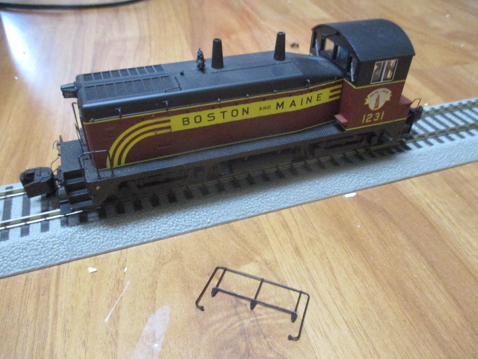 S Helper 00099 B&M SW-9 Diesel (4/22/26 #2 Morris Coll) Hirail AC
