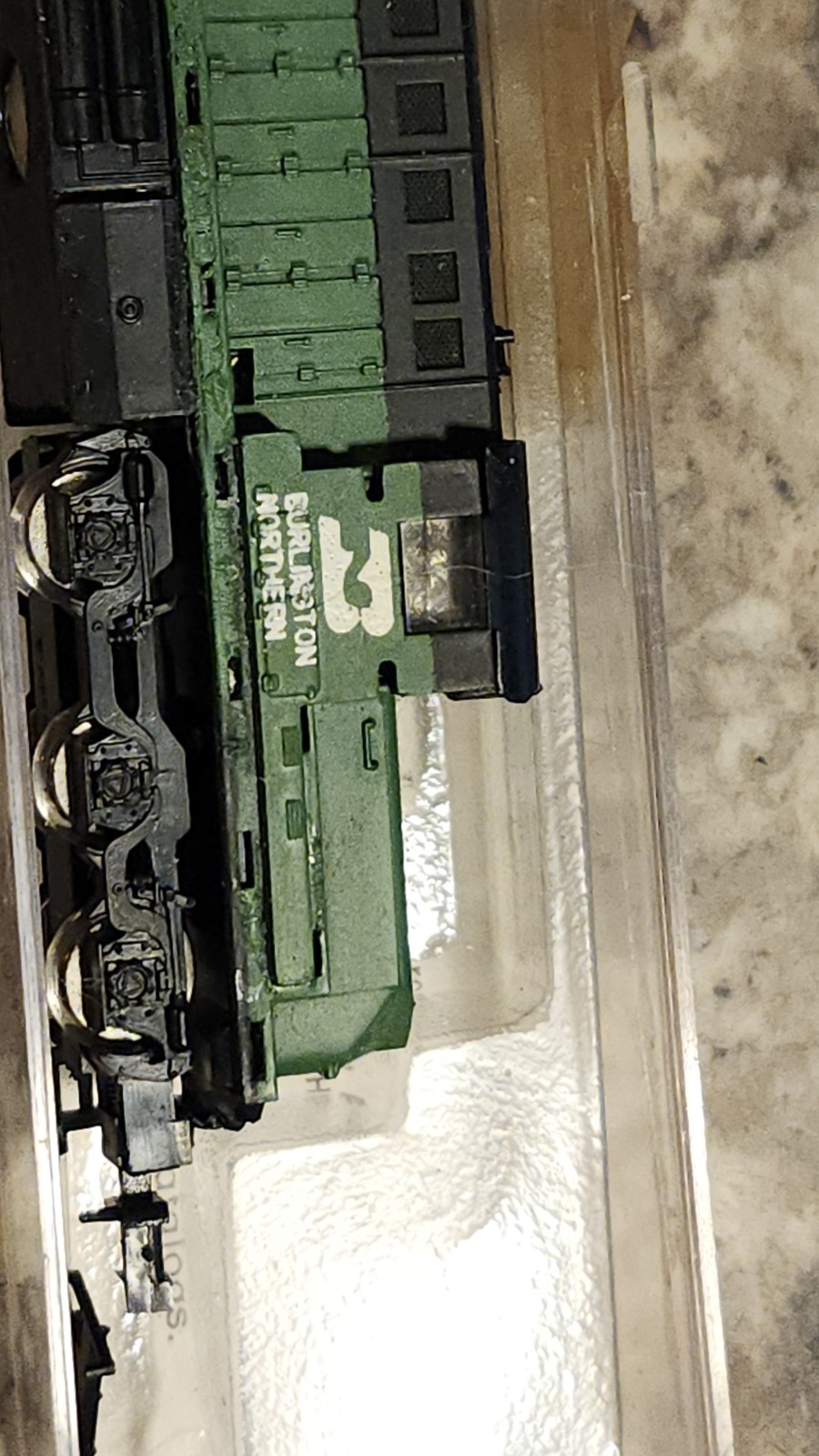 Burlington Northern 7551 N Gauge Diesel Locomotive Green Black Plastic