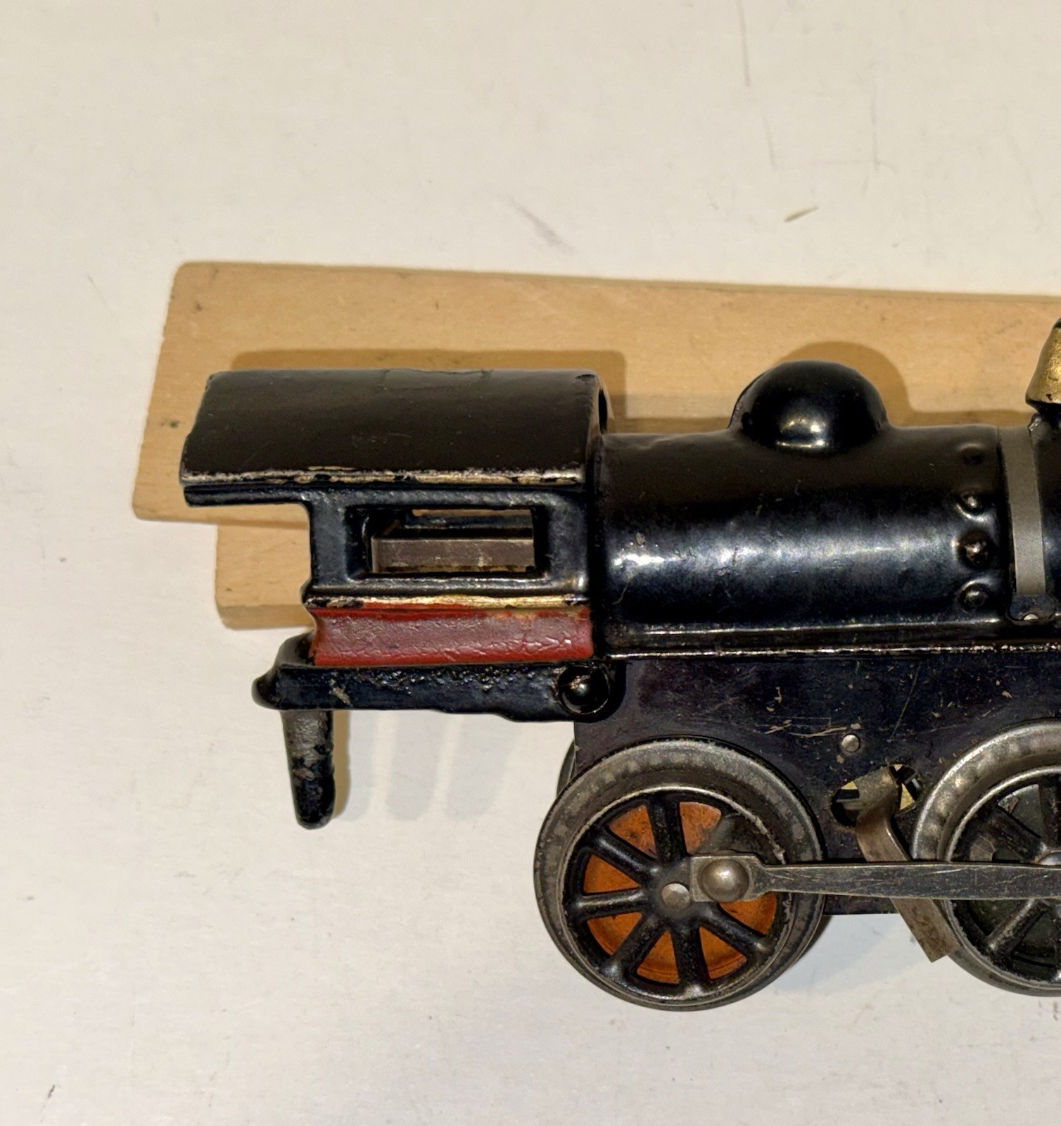 Hafner 112 Cast Iron Windup Loco with Open Spoked Stamped-Metal Drive Wheels