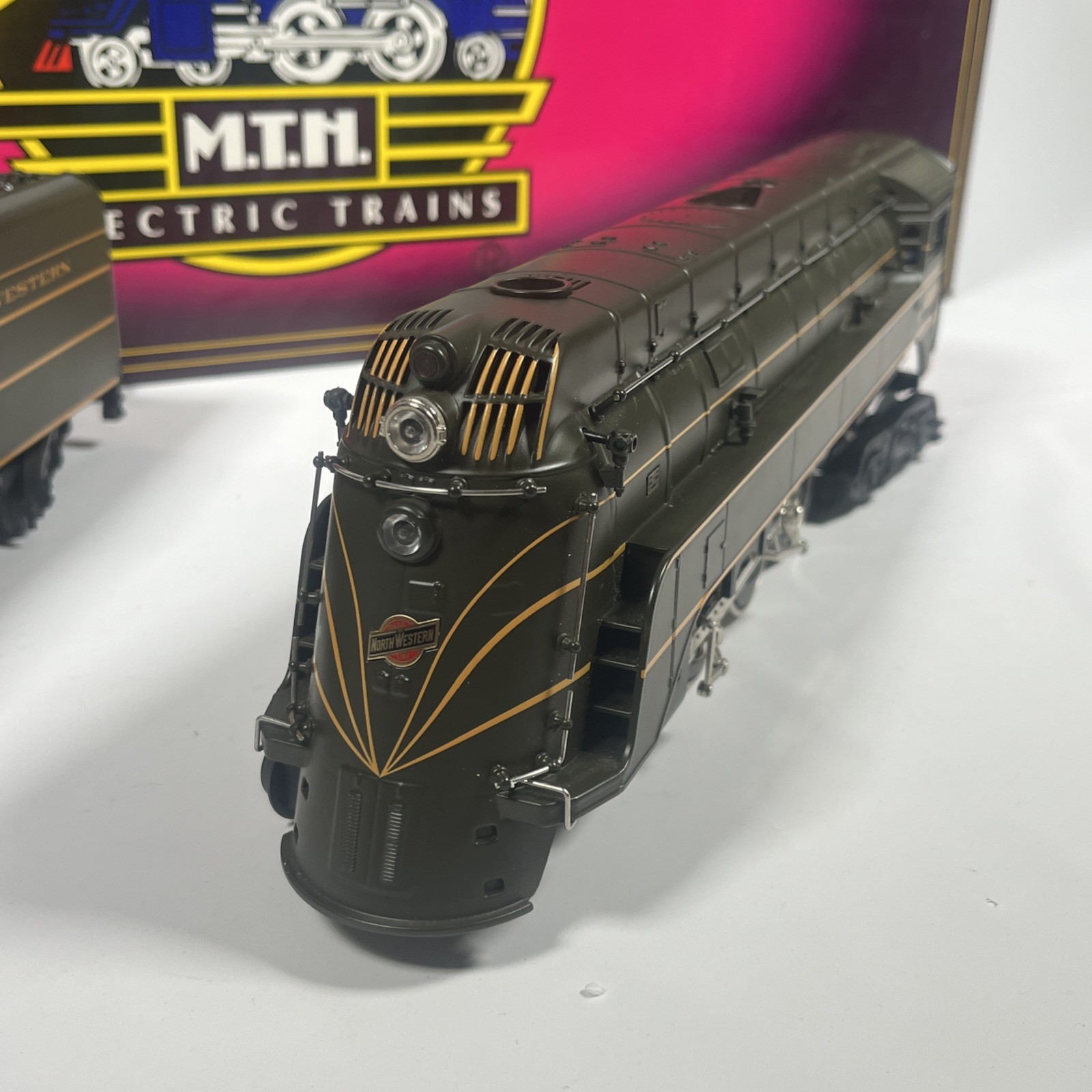 MTH Premier Chicago Northwestern 4-6-4 E4 Hudson Steam Locomotive PS1 20-3034-1