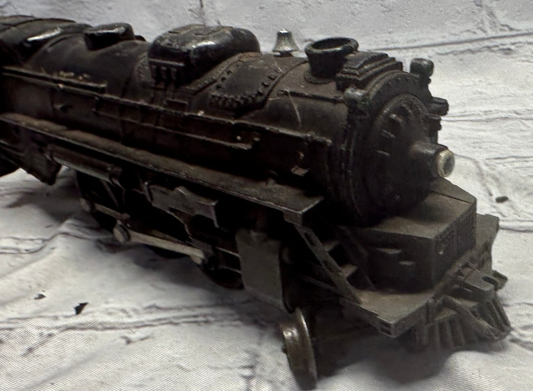 intage Lionel Lines 2026 Steam Locomotive Engine 2-6-2 O Gauge Postwar Train die