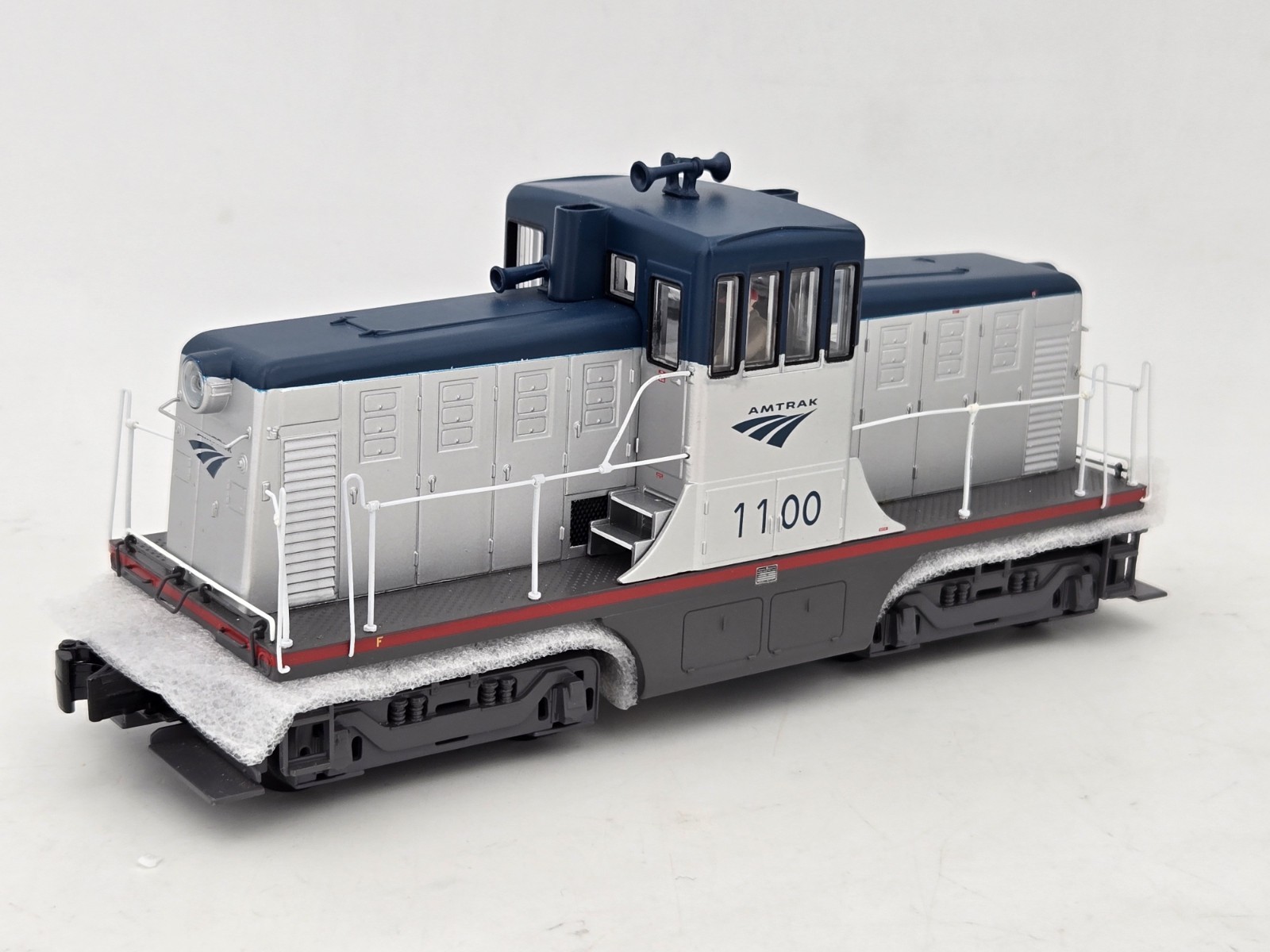 MTH 20-20775-1 Amtrak 44 Ton Phase 1c Diesel Engine – Proto 3.0 – NEW – VIDEO