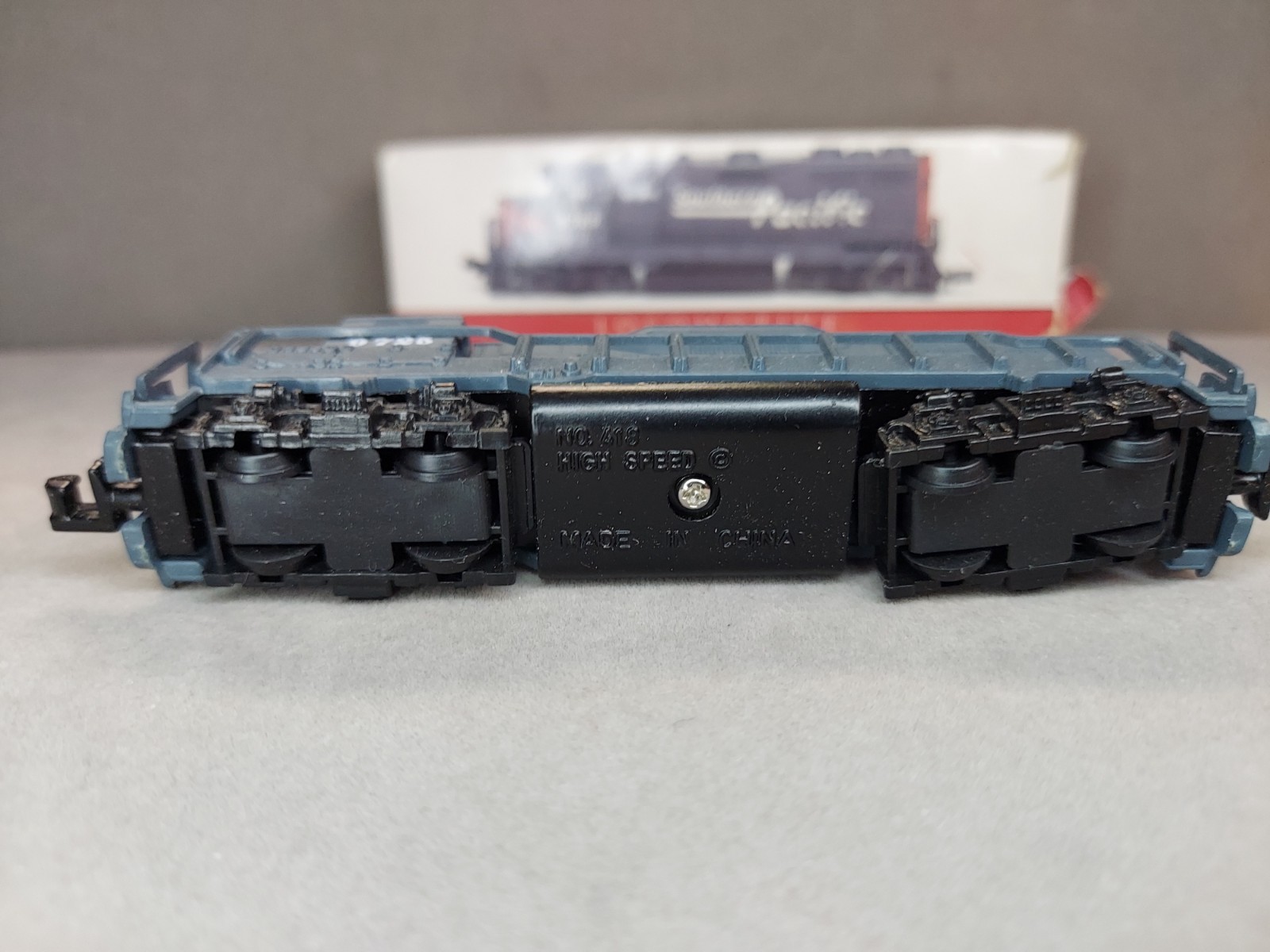 Southern Pacific Railroad No 9725 Locomotive No 418 High Speed With Original Box