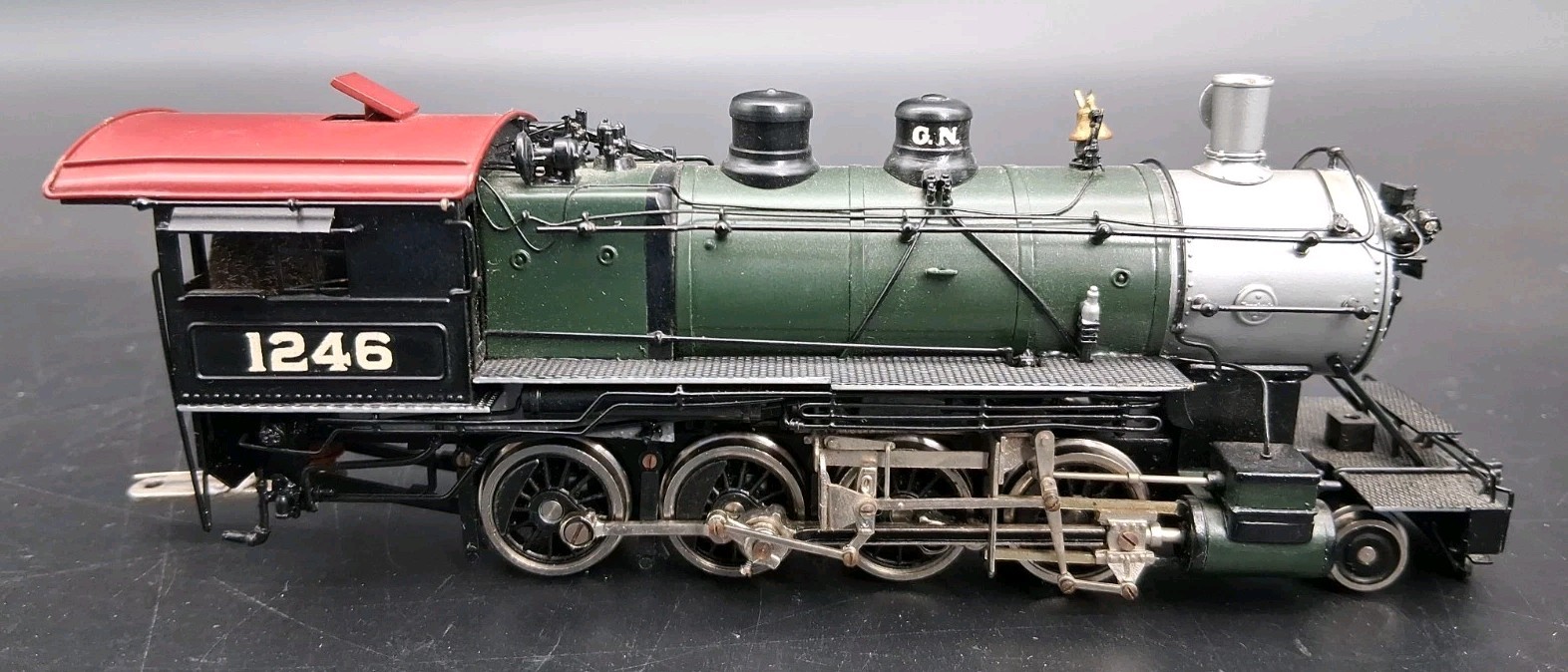 Tenshodo Great Northern GN 2-8-0 F-8 Engine w/ Tender Glacier Park 158 HO Gauge