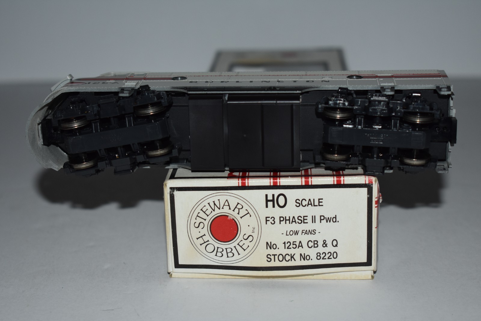 HO Scale Stewart Hobbies Burlington F3A Diesel Locomotive 125 C57676