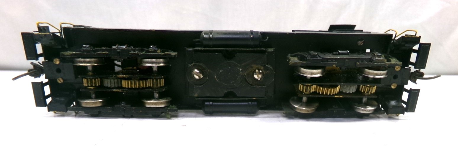 HO brass Fairbanks/Morse H12-44 diesel engine in original box (lot BB 587)