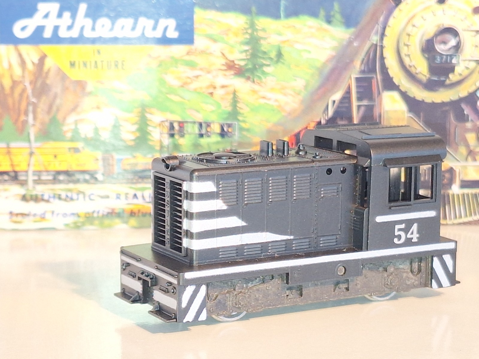 Athearn 2991 Black Hustler 0-4-0 Diesel Loco. New Old Stock. Mint Cond. Box. HO