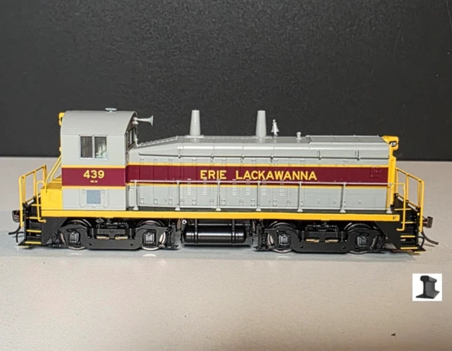 Rapido ~ HO Scale ~ EMD SW9 ~ Erie-Lackawanna #437 ~ DC Version ~ 027080