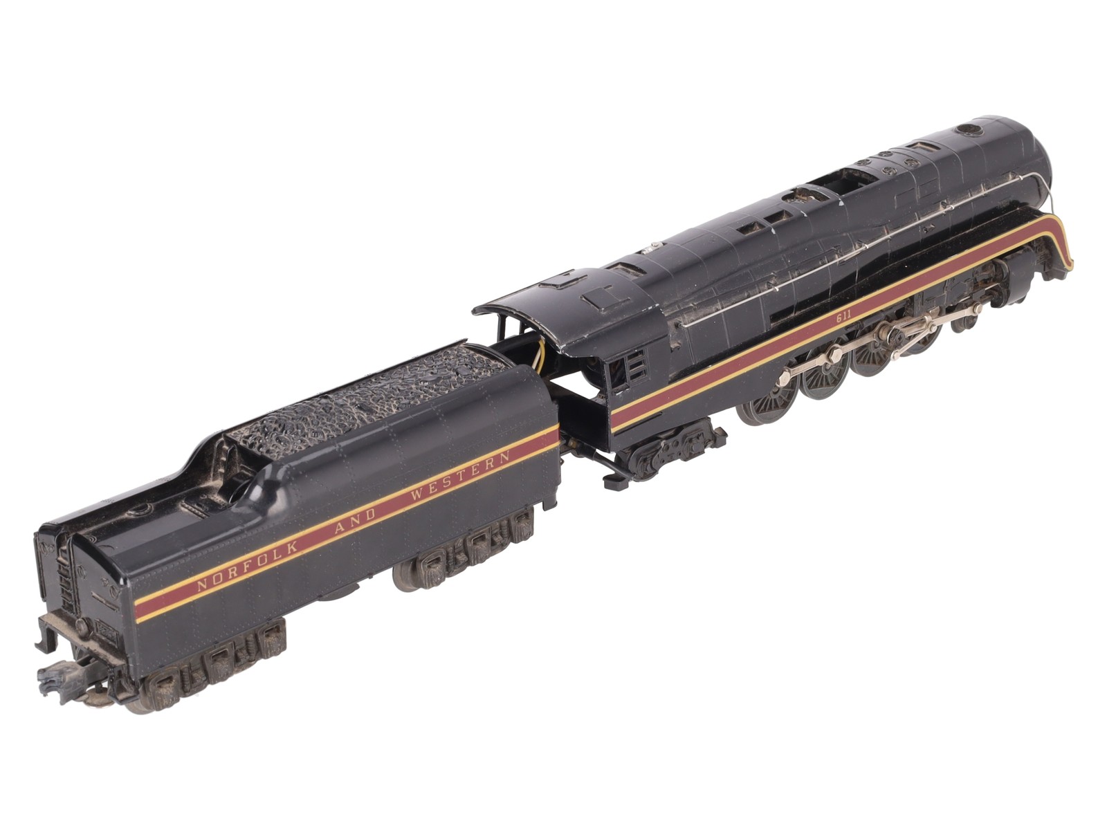 Lionel 6-8100 O Gauge Norfolk & Western 4-8-4 Steam Locomotive & Tender #611