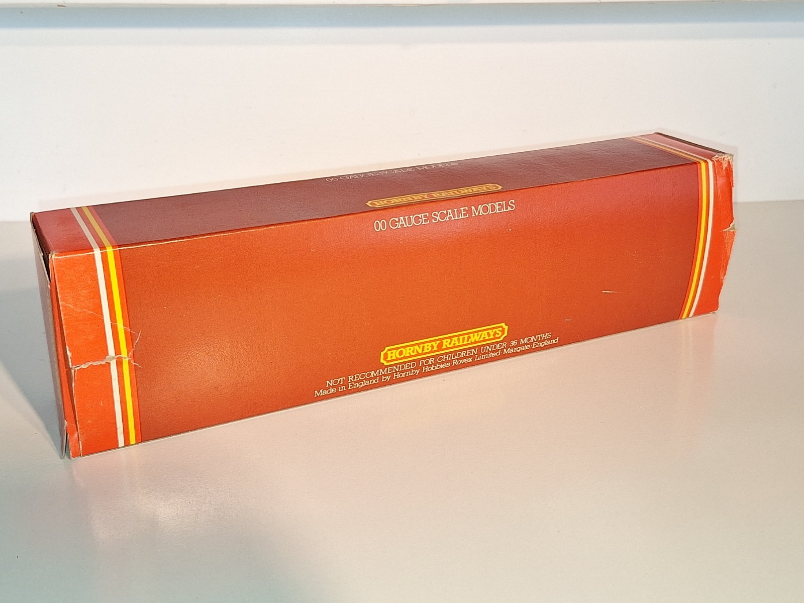 Hornby R800 BR Class 86 Electric Loco. New Old Stock. Mint Cond. Boxed. OO Scale