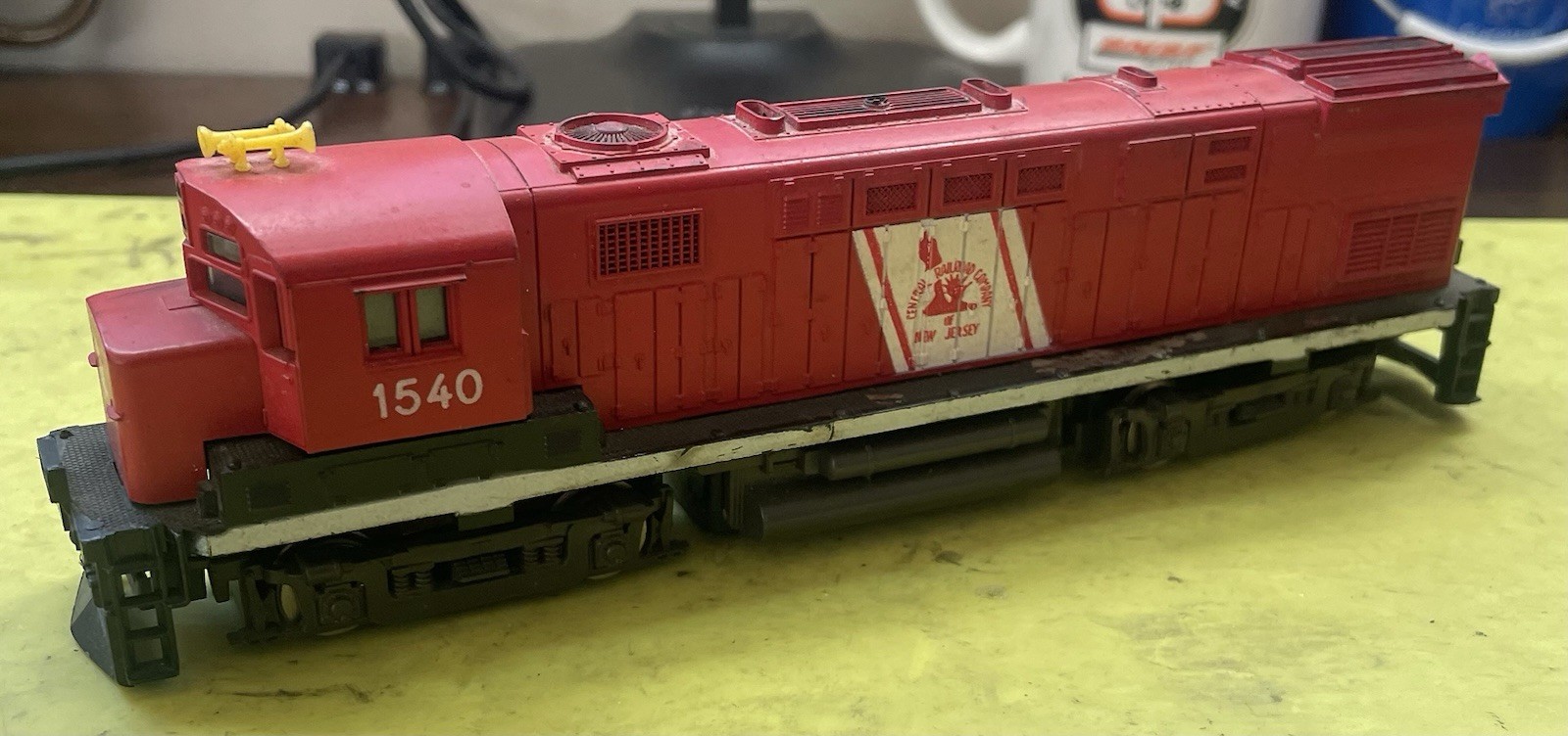 AHM Central Railroad Of New Jersey C424 CNJ Locomotive Engine Serviced Lot 822