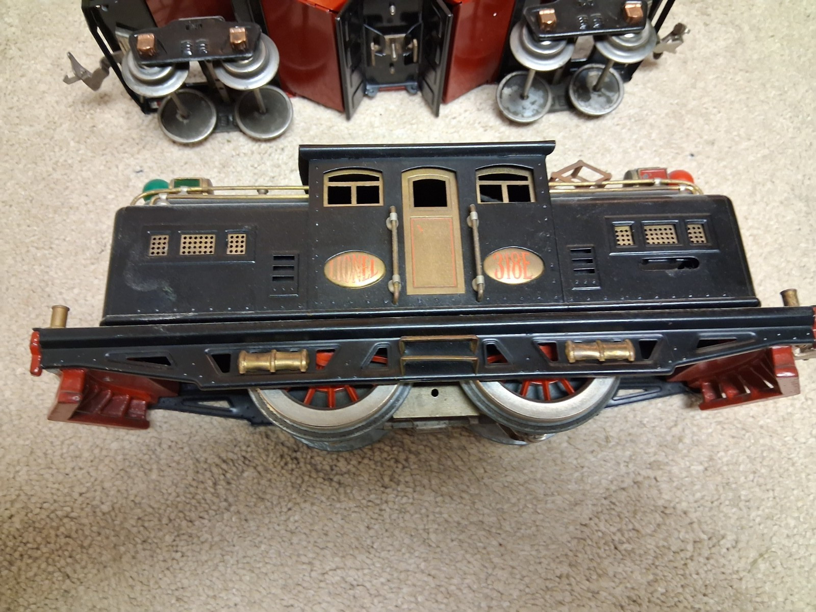 LIONEL STANDARD COAL TRAIN black 318E 516 516 516 and red/black Caboose 50/50