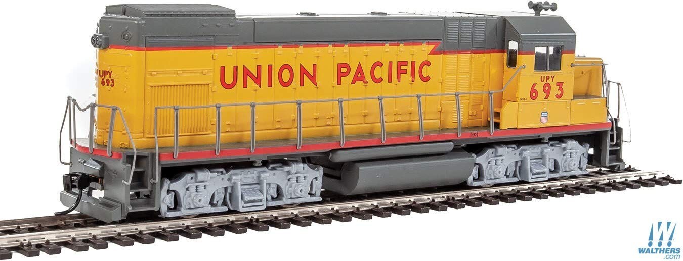 Walthers Trainline EMD GP15-1-Standard DC-Union PacificR Yellow, Gray, red 93…