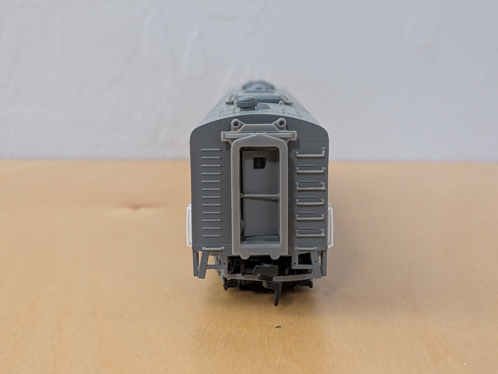 HO Proto 2000 EMD E8/9A Diesel Locomotive Southern Pacific #6052 DC