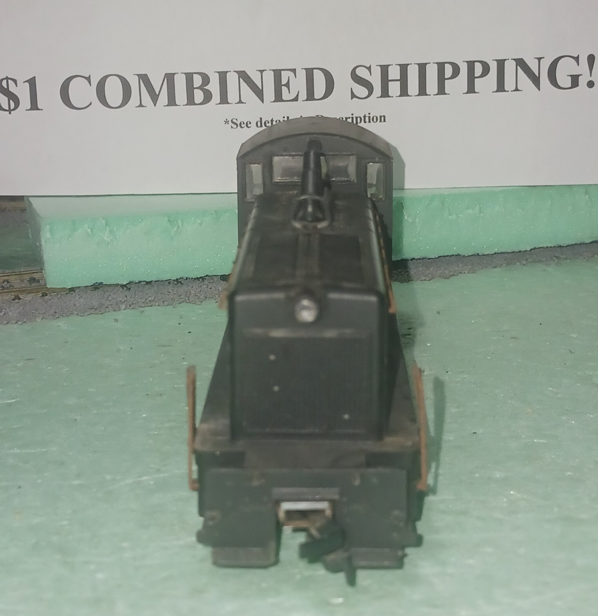 HO SCALE NON POWERED SW-1500 SWITCHER (COW); PENNSYLVANIA; Mi0715-1