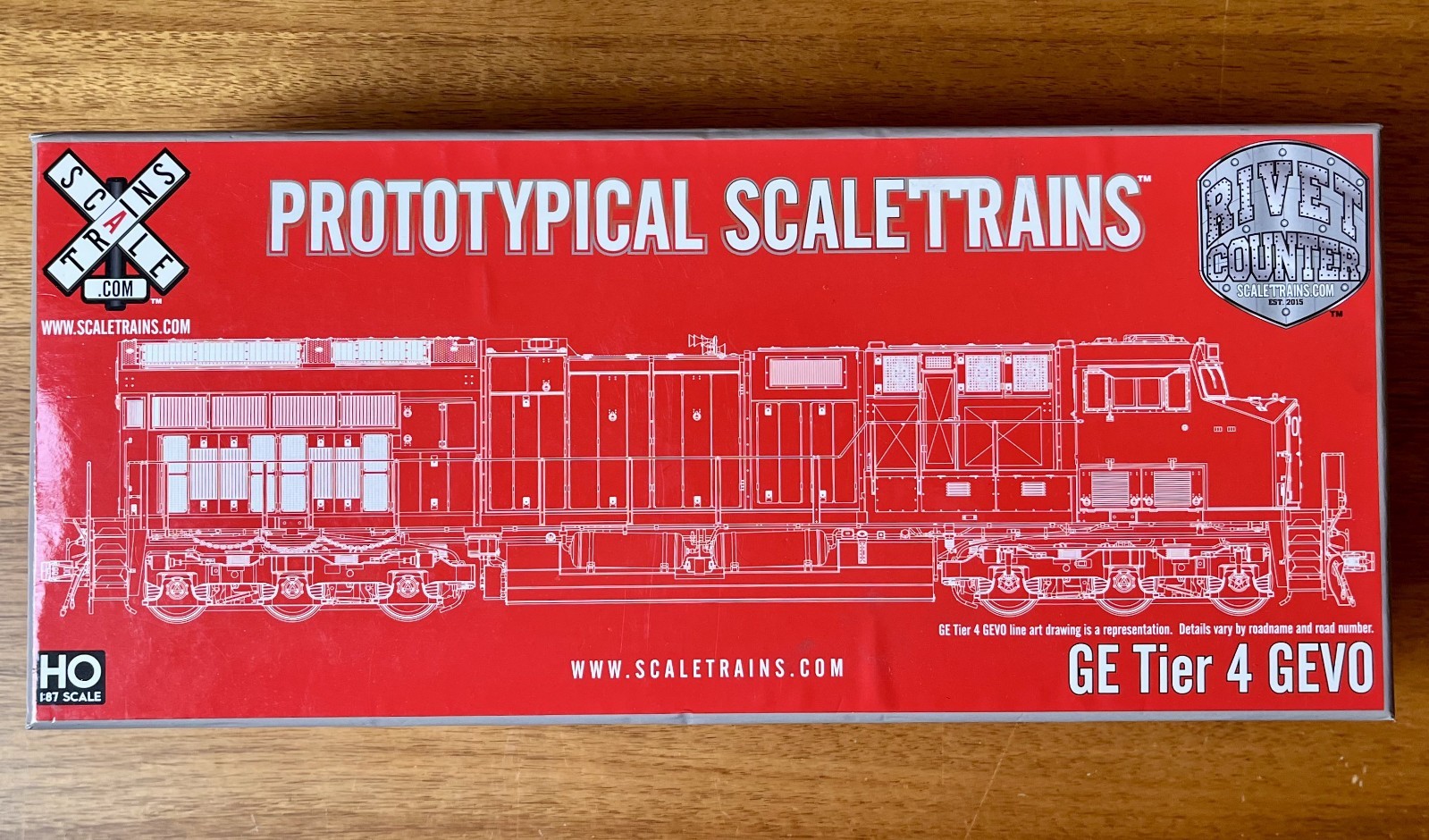 ScaleTrains Rivet Counter HO Scale GE Tier 4 GEVO CSX ET44AH #3290 – Model Train