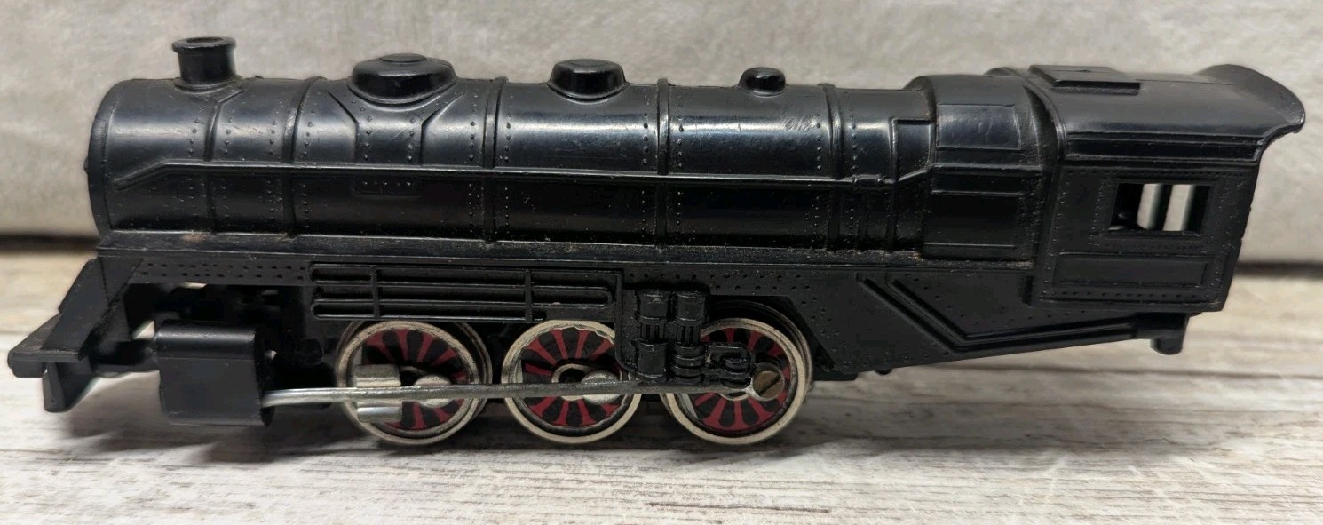 Vintage HO SCALE ROSKO NOMURA Toy Train Locomotive Japan Untested