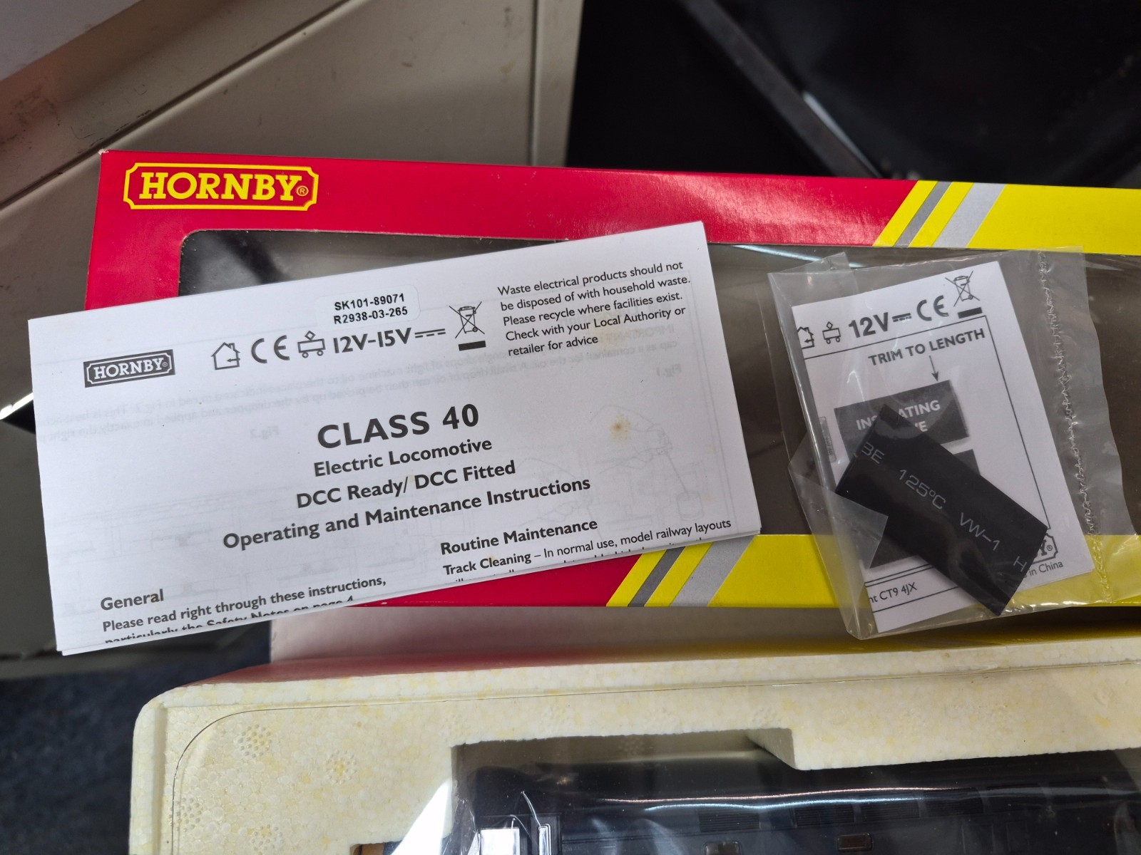 HORNBY R2938 BRITISH RAIL CL40 40152 NEW BOXED OO SCALE 1:76 RUNS ON HO TRACK