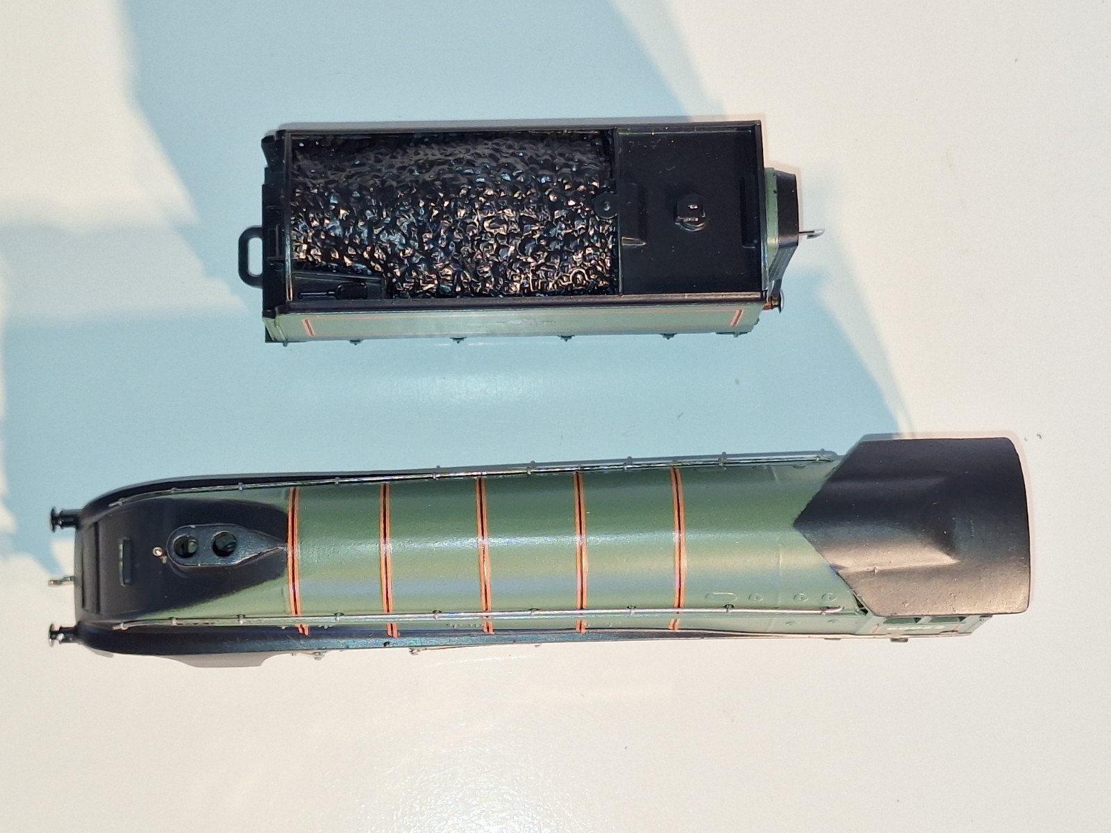 Wrenn W2211 BR 4-6-2 Mallard Loco #60022. New Old Stock. Mint Cond. Boxed. OO