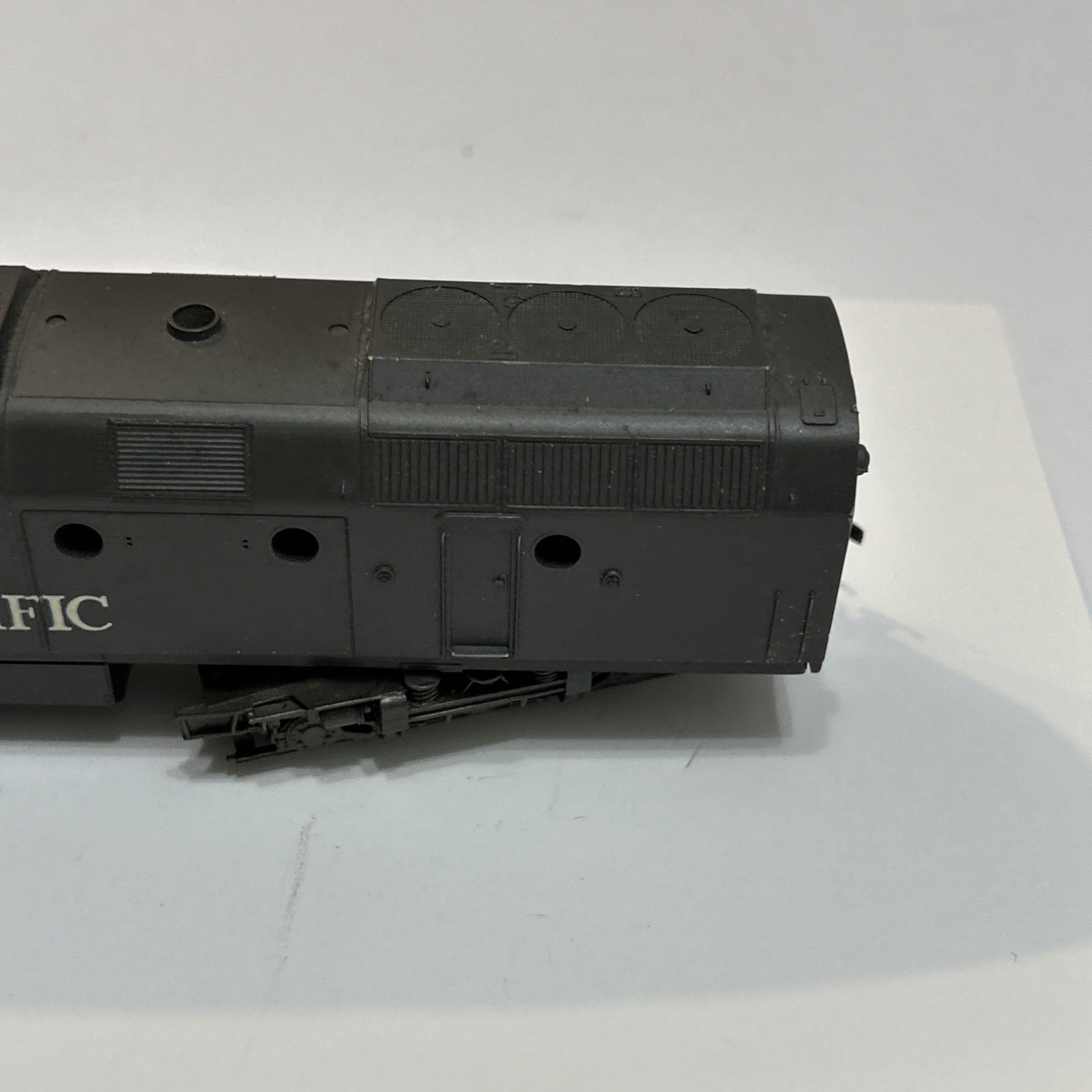 Vtg Rivarossi HO Scale Southern Pacific Krauss-Maffei ML 4000 Diesel Locomotive