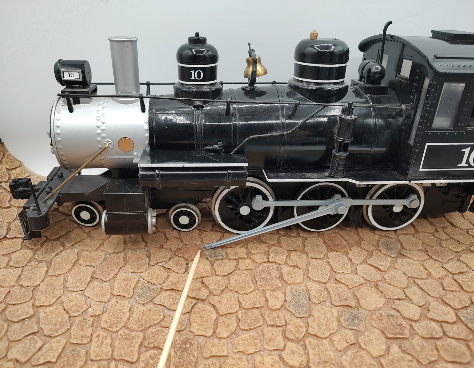 Bachmann 81096 G Scale White Pass 4-6-0 Steam Locomotive #10 & Tender READ AS IS