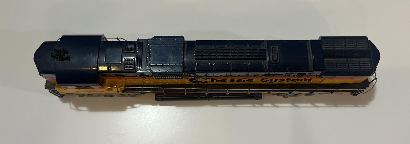Vintage Tyco Mantua HO Chessie System C & O #1102 Diesel Train Engine RUNS