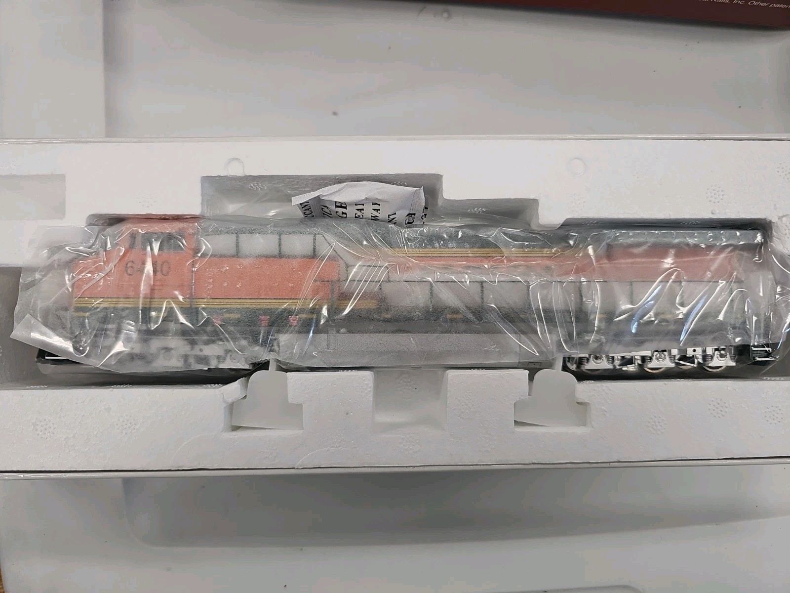 Ho Scale Broadway Limited Paragon 2 GE AC6000 BNSF #6440 Locomotive DCC/SOUND