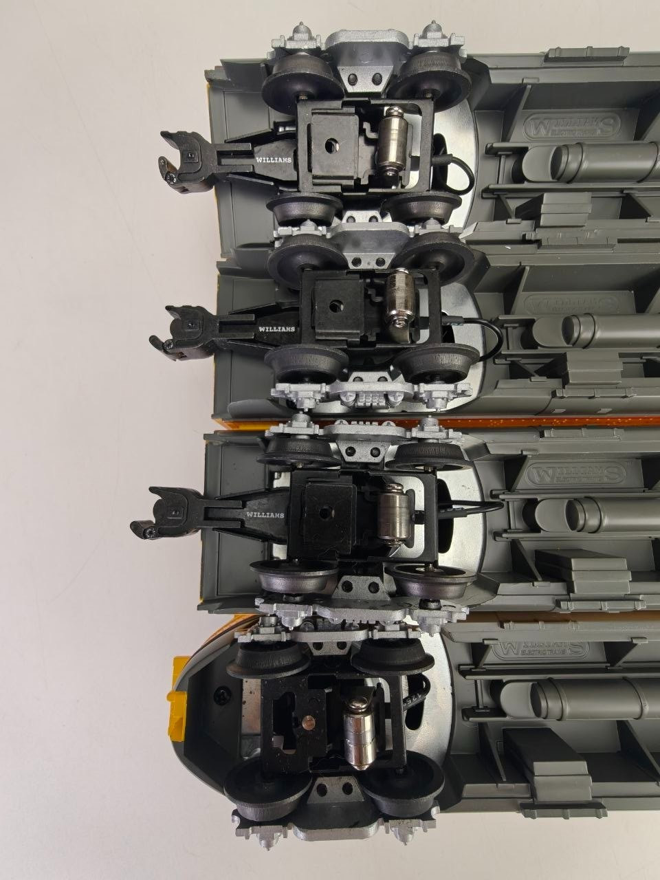 Williams Passenger Cars Union Pacific O Gauge 4-Car Set Box Lights