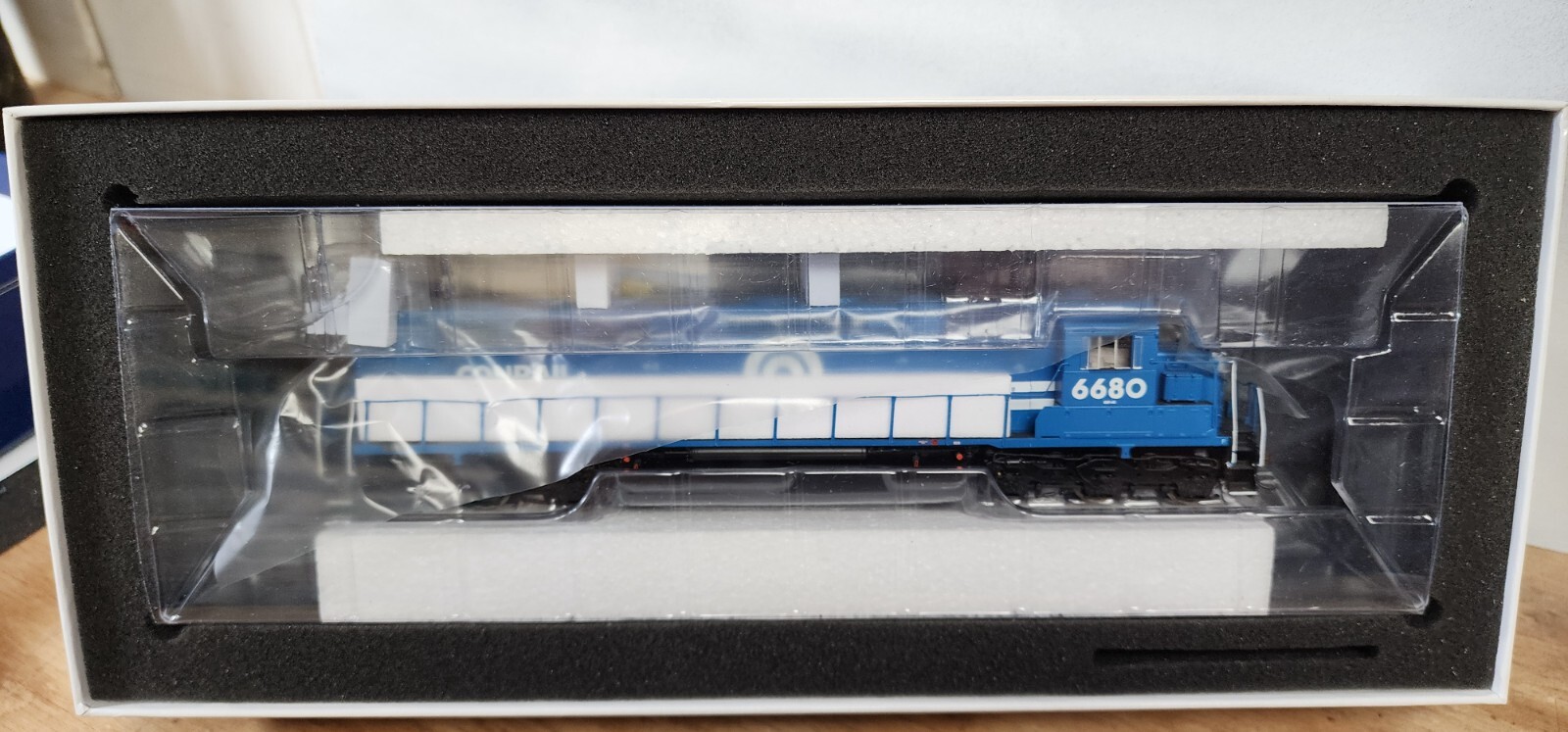ATHEARN GENESIS HO G63715 CONRAIL RR SDP45 (SD45M) #6680 Tsunami 2 Sound & DCC