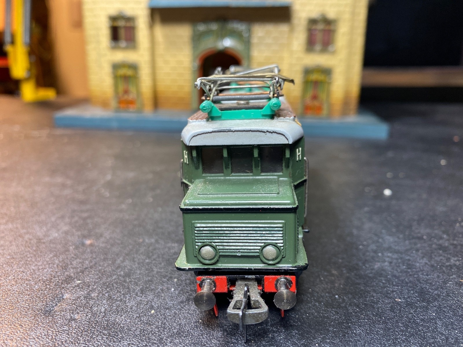 VINTAGE 1953 FLEISCHMANN HO ELECTRIC LOCOMOTIVE NO. 1335-G ORIGINAL BOX