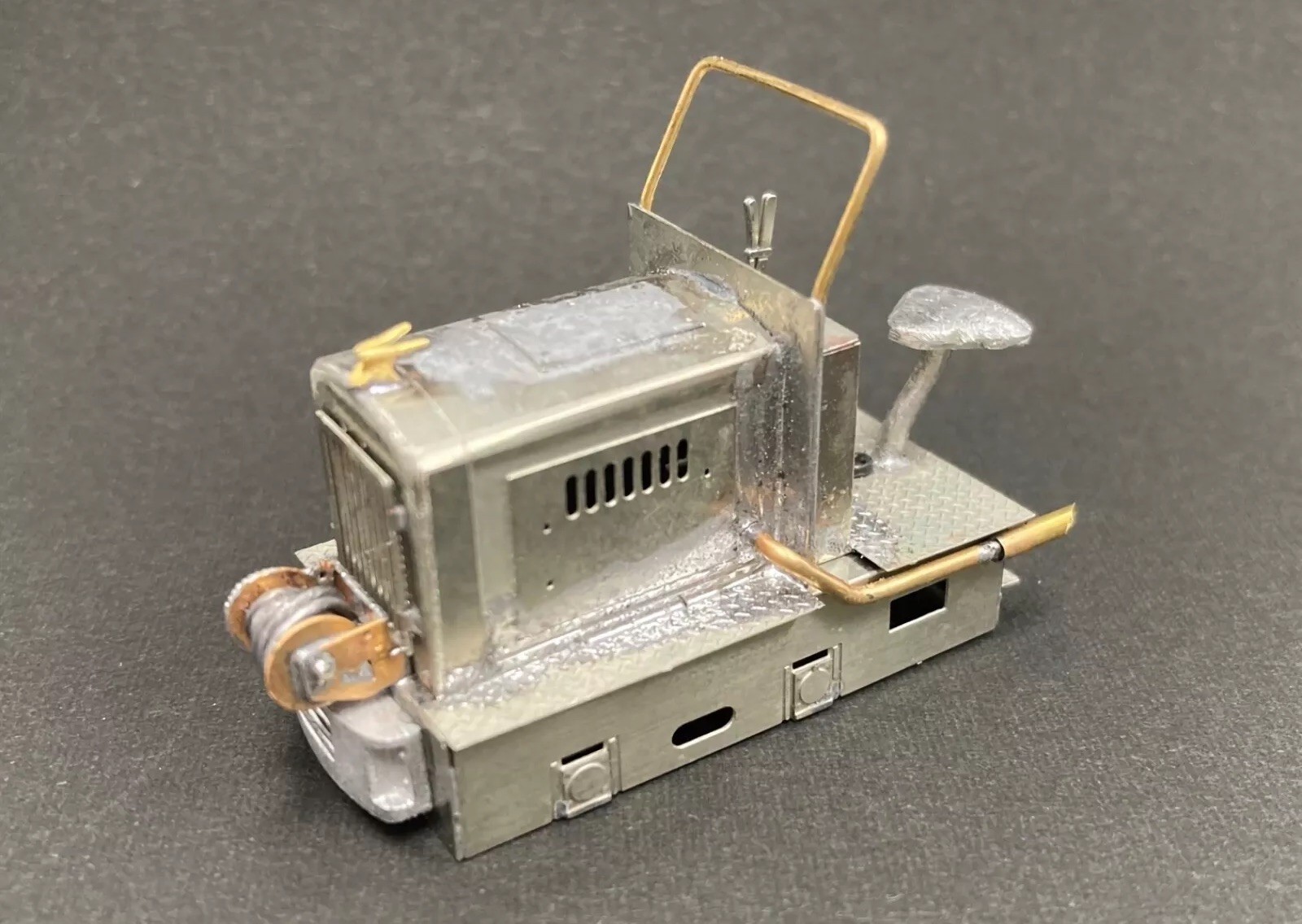 0n18 Scale PH Open Cab Single-Seater Diesel Locomotive Kit Narrow Gauge On18/O9
