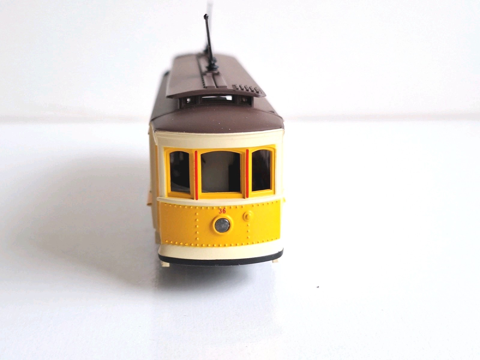 Bachmann 61048 Brill Trolley. New Old Stock. Mint Cond. 2 Rail DC.Boxed.HO Scale