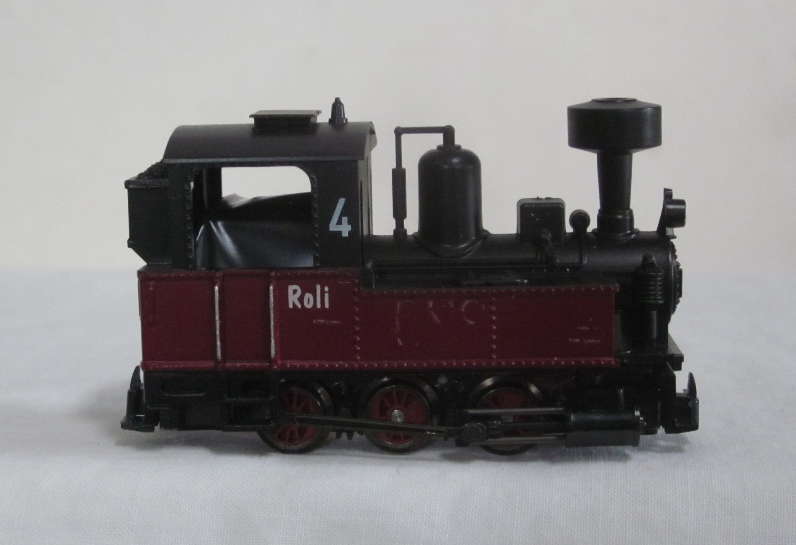 ROCO 33201 HOe 0-6-0 Maroon & Black “Roli” #4 NIB