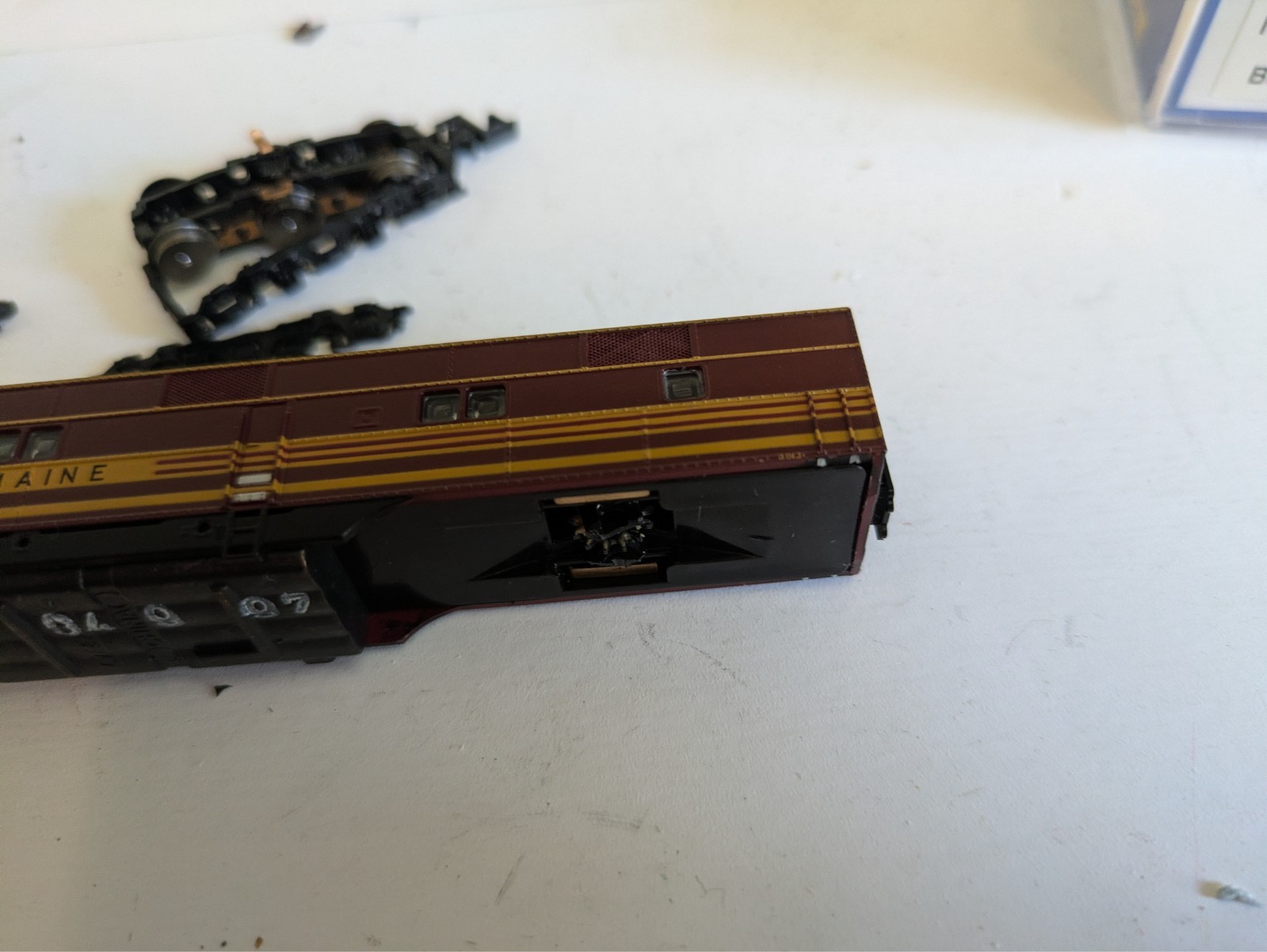 Life Like N Scale E7 Boston Maine 7002 #3813 for parts/repair