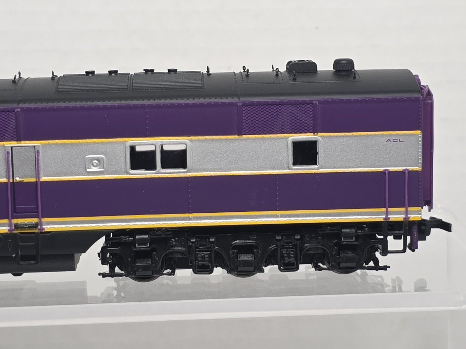 Proto 2000 HO Scale 21054 Dummy Atlantic Coast Line E7-B Unit ACL 755B NOS