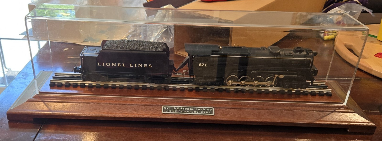 Century Club S‑2 Turbine #671, die‑cast, RailSounds, Command Control.