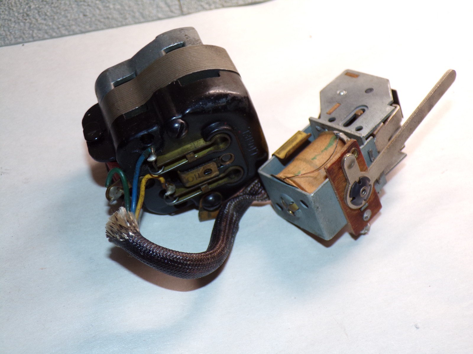 Vintage Original Lionel NW2 Diesel Motor and e-unit from 622 1949