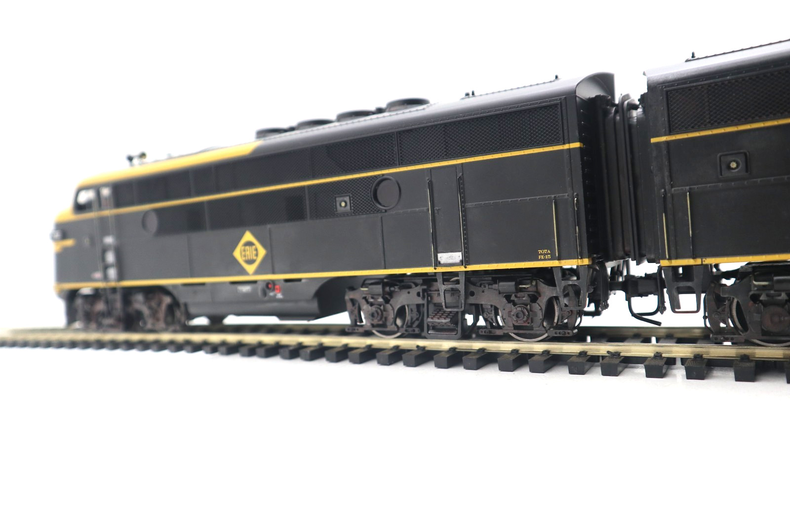 Atlas, Phase II, 2-Rail O, 2682-2, Erie F-3 Diesel Engine #707 AB DCC Set LN /OB