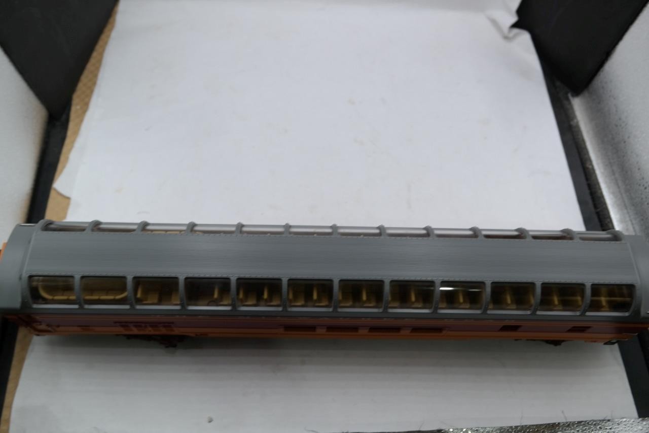 Milwaukee Road O Scale Premier 70′ Streamlined Full Length Vista Dome Passenger