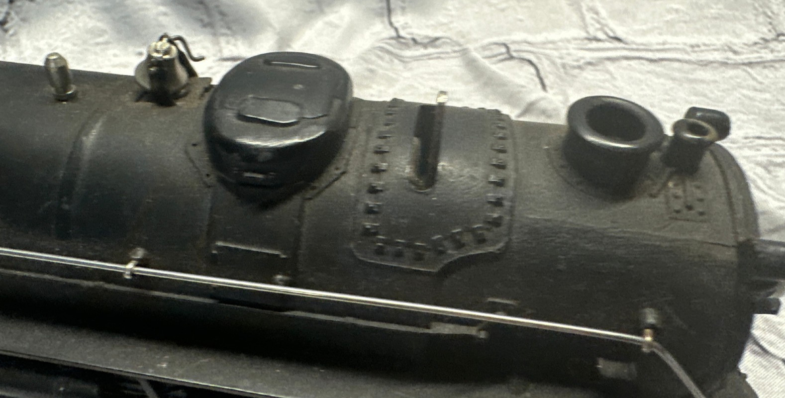 Vintage Post-War Lionel 1666 2-6-2 Steam Locomotive O Gauge Diecast blACK ENGINE