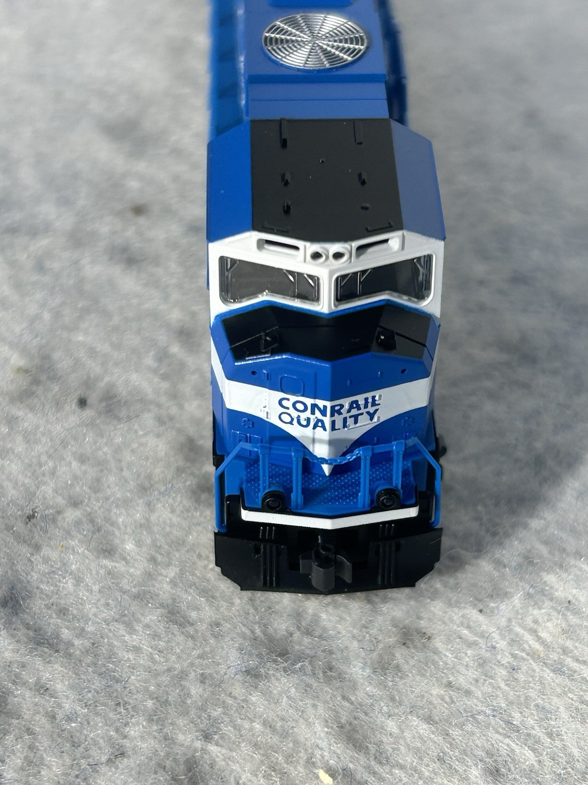 Beautiful KATO Conrail RR SD-70MAC Diesel Engine N GAUGE