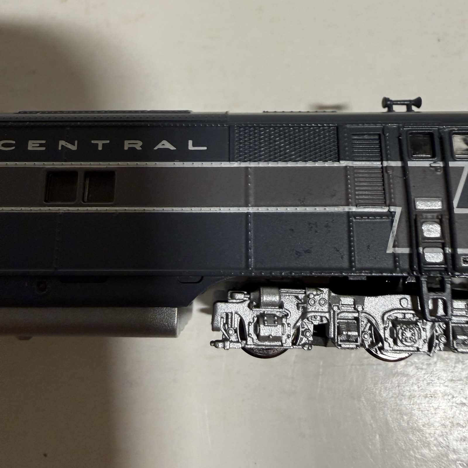 Precision Craft Models N 602 EMD E7A NYC 4001 Powered, No Sound, DCC Ready Train