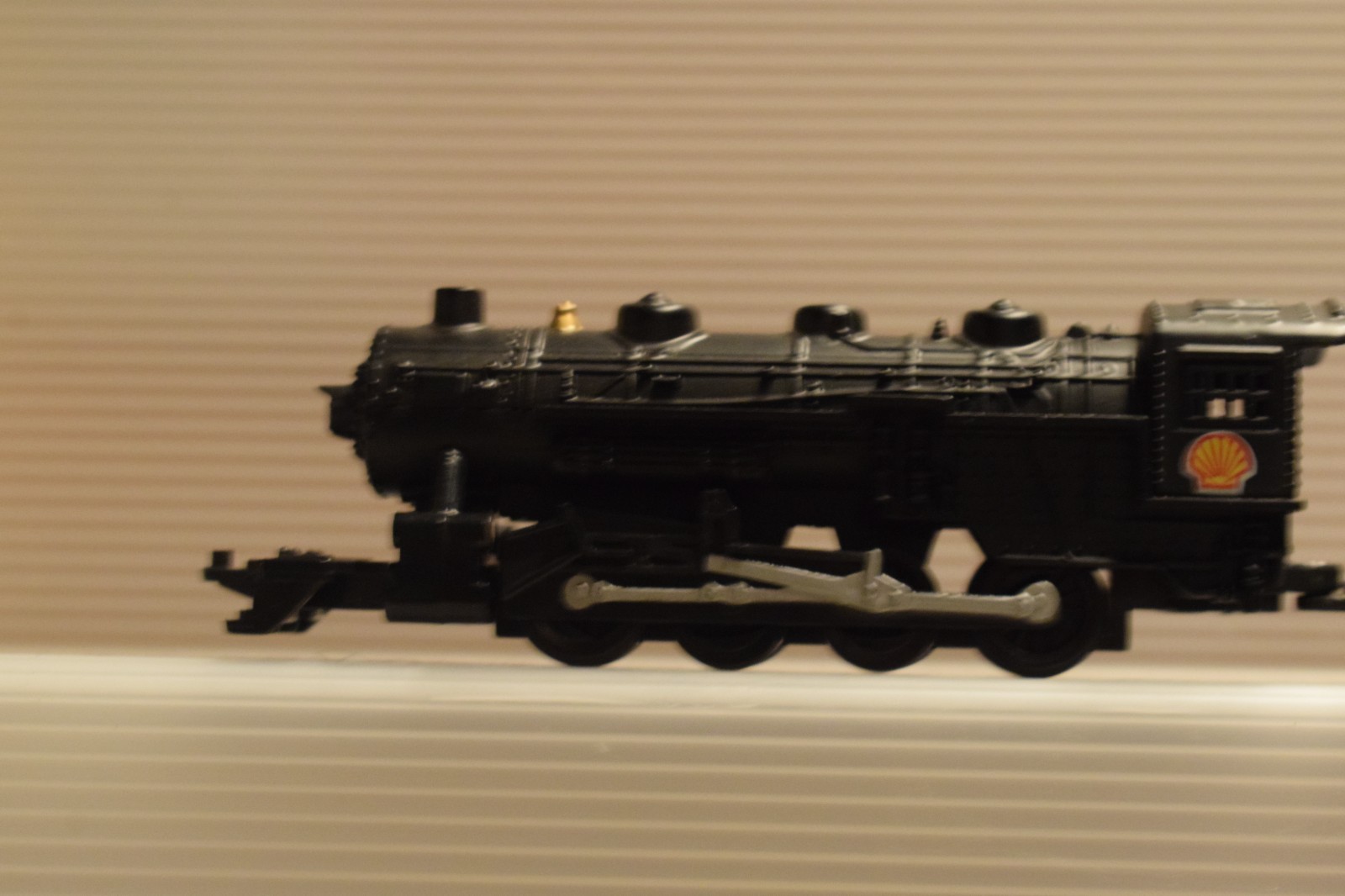 SHELL 0-8-0 STEAM LOCOMOTIVE TENDER OIL TANKER CAR CABOOSE HO GAUGE 1:120 SCALE