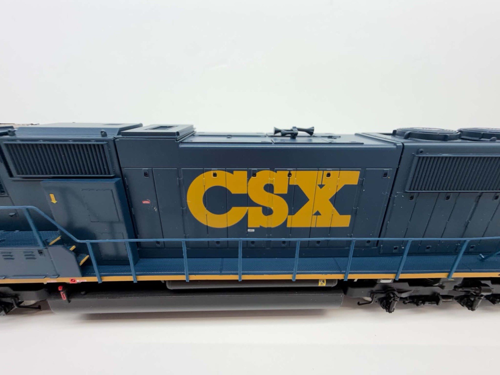 Athearn Genesis HO SD70M CSX #4681 YN3 Scheme G6172 Diesel Locomotive MINT OOP