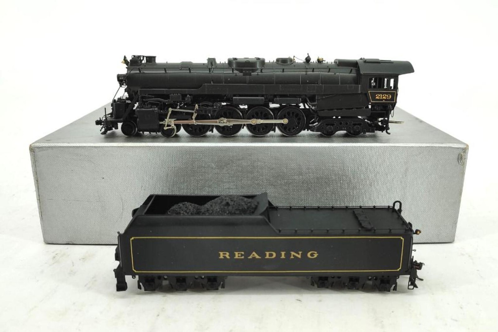 NJ Custom Brass Reading HO Scale T1 Steam Locomotive and Tender